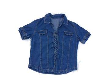 Vintage womens shirt 80s denim shirt Jeans blouse Embroidered denim blouse Short sleeve blouse Womenswear Streetstyle Womens fashion