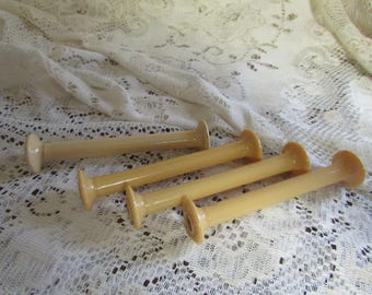VTG plastic reel / VINTAGE Bobbins / VTG 4 inch Nilus Leclerc 4 reels