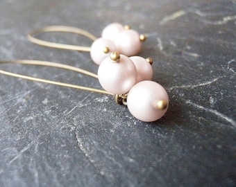 Long earrings, nude and bronze long sleeper Pearly beads