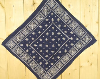 Vintage 1950's/60's Blue ELEPHANT Bandana TRUNK UP / Color Fast / Retro Collectable Rare