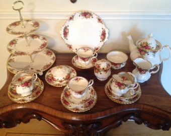 Royal Albert old country roses tea set