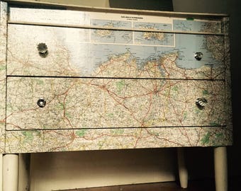 European map dressing table
