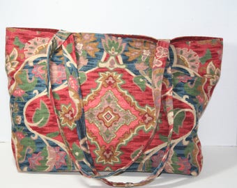 Large Tote bag with snap closure