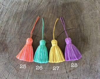 Organic Cotton Tassel set of 4 pieces in same pattern, Two tone colour, Handmade Natural Cotton Yarn Tassels, Craft Supplies
