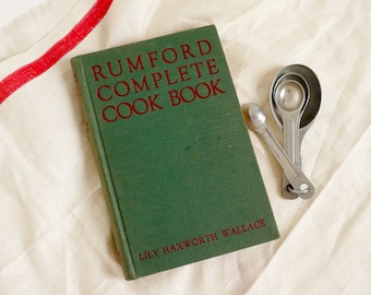 Vintage 1930s Cookbook, Rumford Complete Cookbook 1935 Hc Lily Haxworth Wallace, Recipes Using Rumford Baking Soda