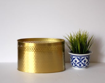 Vintage Brass Planter Decorative Brass Planter Metal Planter Indoor Planter Oval Planter Vintage Brass decor