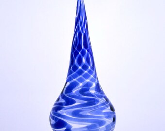 Hand Blown Ornament, Blue Ornament, Art Glass Ornament, Blue Suncatcher, Ornament With a Unique Blue Swirly Design, Handmade Ornament