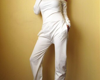 White Jumpsuit / Loose Jumpsuit / White jumpsuit / Oversize jumpsuit / Plus size jumpsuit / woman loose jumpsuit/ Long Sleeve Loose Jumpsuit