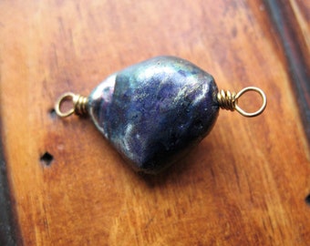 Iris Purple Baroque Pearl Bead Connector - 28mm