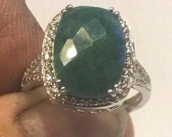 Genuine emerald and sterling silver ring size 8