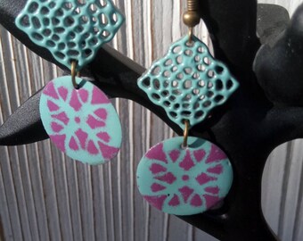 Earrings with turquoise and purple floral sequin