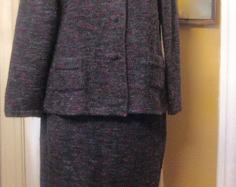 English Wool Boucle' Suit