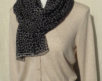 Black and White Mosaic Crinkle Chiffon Scarf