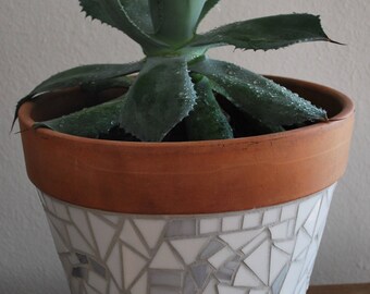 Parisian White Planter