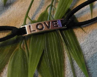 Choker with text LOVE (nice for a gift!)
