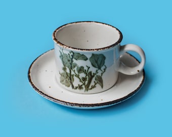 Midwinter Stonehenge 'Green Leaves' Tea Cup and saucer