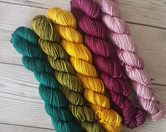 Victory Harvest ~ 1940s 4ply mini skein set