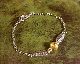 Flying golden ball Link Bracelet