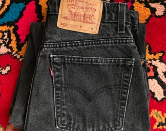 Vintage Black Wash Denim 521 tapered leg high rise Levi's Mom Jeans