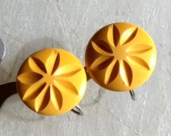 Bakelite Carved Earrings Sunflower Butterscotch Antique Art Deco Early Century Hand Carved Button SB Earrings 1920's 1910's Screw Backs