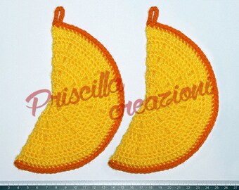 Pair of handmade hooks made of crochet