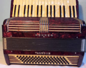 Accordion Music Instrument HOHNER Tango II B Vintage French Piano / accordion