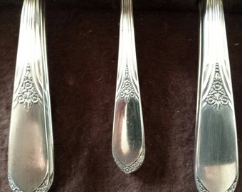 1938 Mary Lou Devonshire silverplate by Wm. Rogers