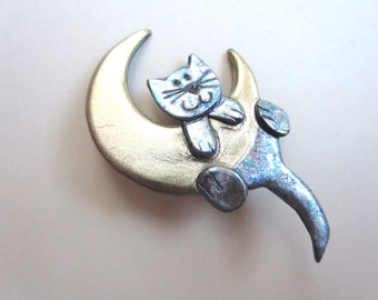 Cat on a moon pin brooch in silver and gold