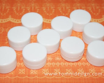 10 x small toy rattle noise maker inserts with beads for baby toys / dolls / pets