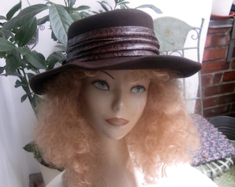 Lady like - old brown hat - KadeWe