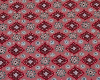 Pink geometric print cotton fabric