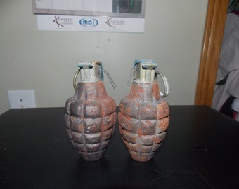 2 replica m228 fuze grenades