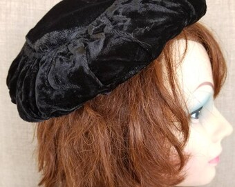 Vintage Black Velvet Women's Hat
