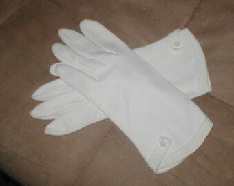 Vintage 1940's WHITE Cotton Dress Gloves