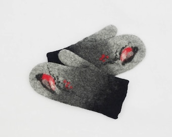 Felted Mittens Gray