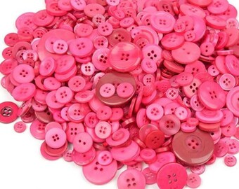 25 buttons in different sizes in shades of rose