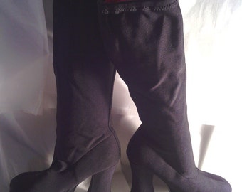 Sale 90's Black Maxi Platform Boots Sz 5.5-6