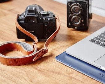 Adjustable Camera DSLR Leather Strap with Felt lining | Leather Camera Strap | DSLR Camera Strap