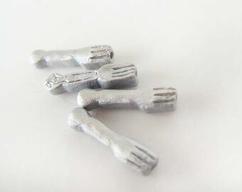 10 Tiny Fork Beads - CB854