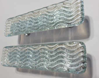 Custom textured glass cabinet hardware. Wave ripple texture cabinet pulls and knobs. Glass drawer pulls and knobs. Kitchen bath decor