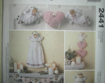 McCalls Crafts Pattern 2441 Angel Tree topper, Ornaments, Garland, Wall Decorations Christmas Holidays
