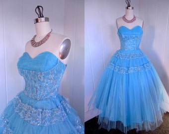 1950s Vintage Sky Blue Tulle and Lace Prom Dress with Shelf Bust