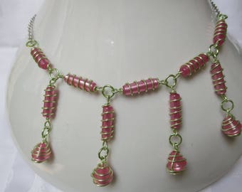Pretty as a sweet, this pink and lime green necklace!