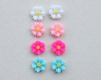 Spring Daisy Earrings / Hypoallergenic clip ons / Non-pierced ears / Pierced ears / Metal free jewelry / Sensitive Ears / Floral / Flowers