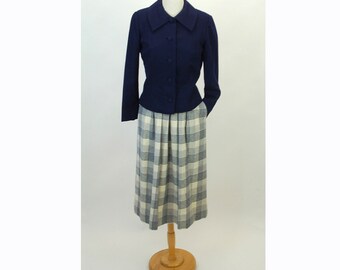 Vintage Pendleton wool skirt, plaid skirt, blue white, Size 10 preppy 1970s skirt