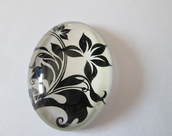 A glass cabochon printed 30 x 40 mm flowers