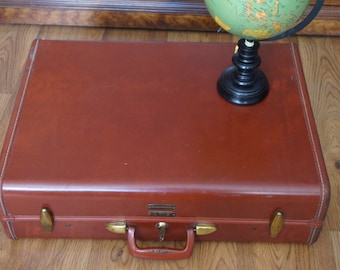 Vintage, Hard Leather Samsonite Suitcase with Key
