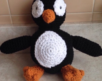 Penguin stuffed animal crocheted, amigurumi penguin, amigurumi bird, plushie, plush penguin, stuffed animals,