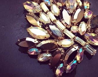 Vintage brooch. Regency signed brooch, 1950/60 brooch, vintage regency brooch, costume jewellery