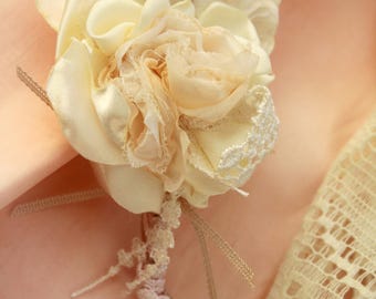 Wedding boutonniere, wedding guest buttonhole wedding men wedding boutonniere, brooch bouquet, wedding boutonniere Buttonhole